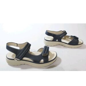 NWT Siketu Navy Women's Sandals Eu41 / USs9 Comfort Cushion Adjustable Straps